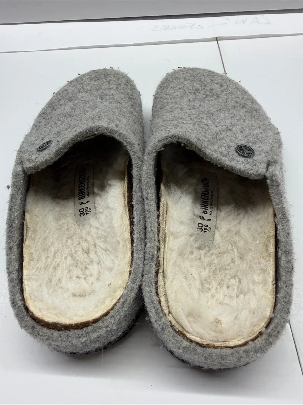 Used Birkenstock Kids Cozy Grey Felt Slip-On Clog Slippers Slides Size 12.5